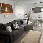 Lovely 4-Bed Cottage In Las Chapas Marbella