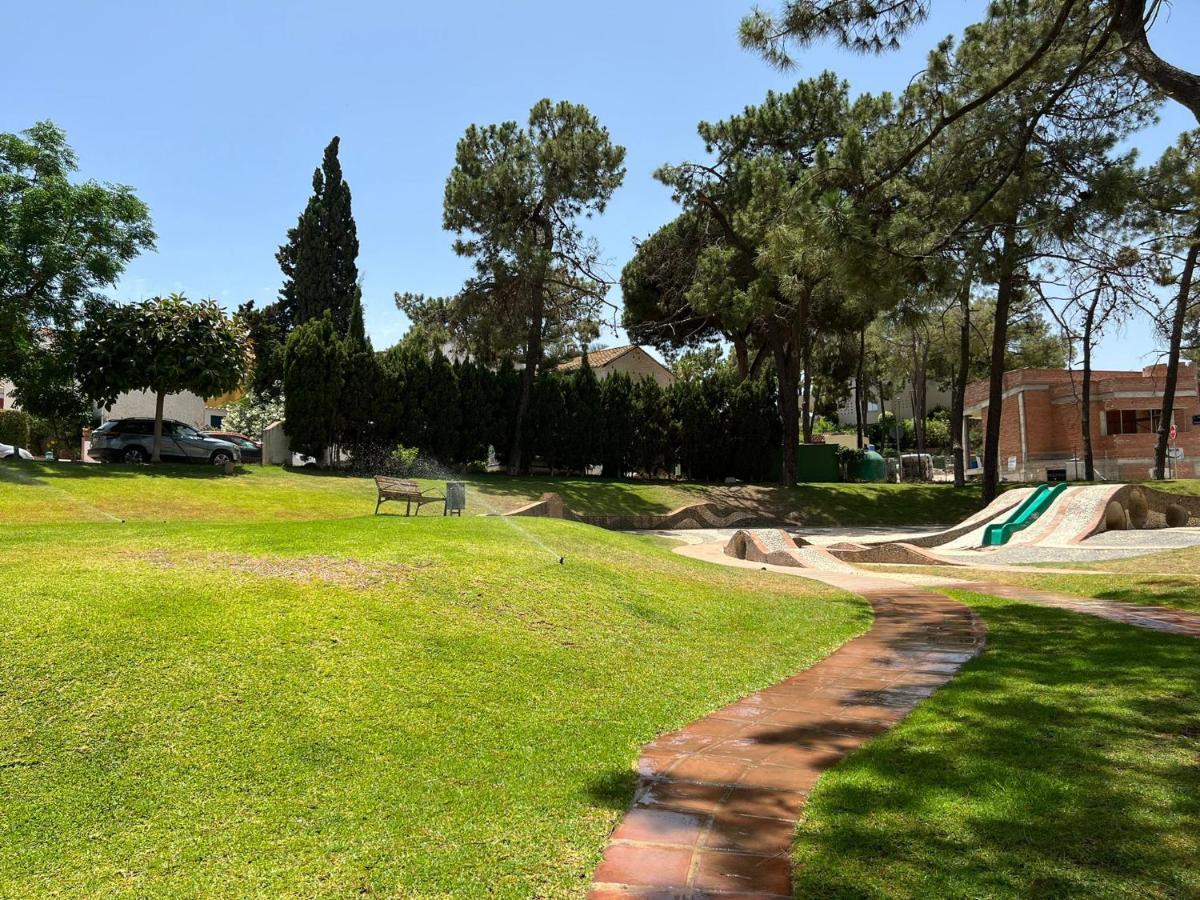 Lovely 4-bed In Chapas *
