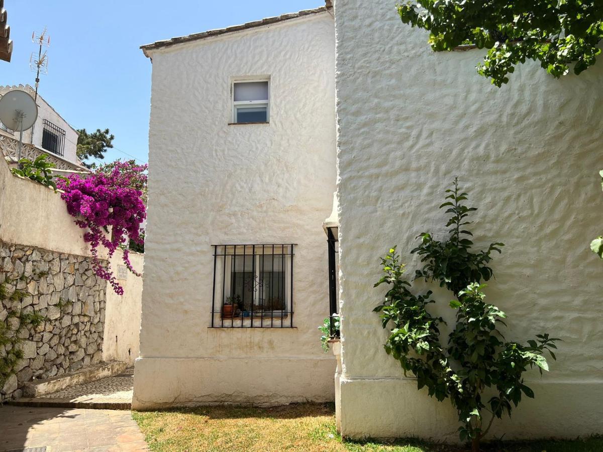 Holiday home Lovely 4-bed In Chapas
